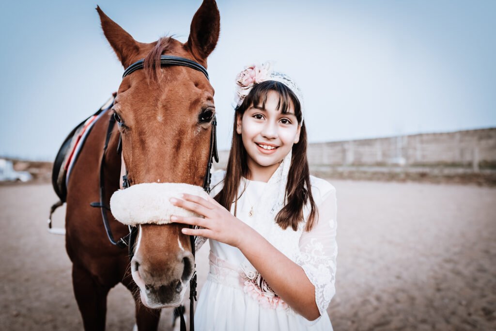 Niña durante una sesión de fotografía familiar en Gran Canaria